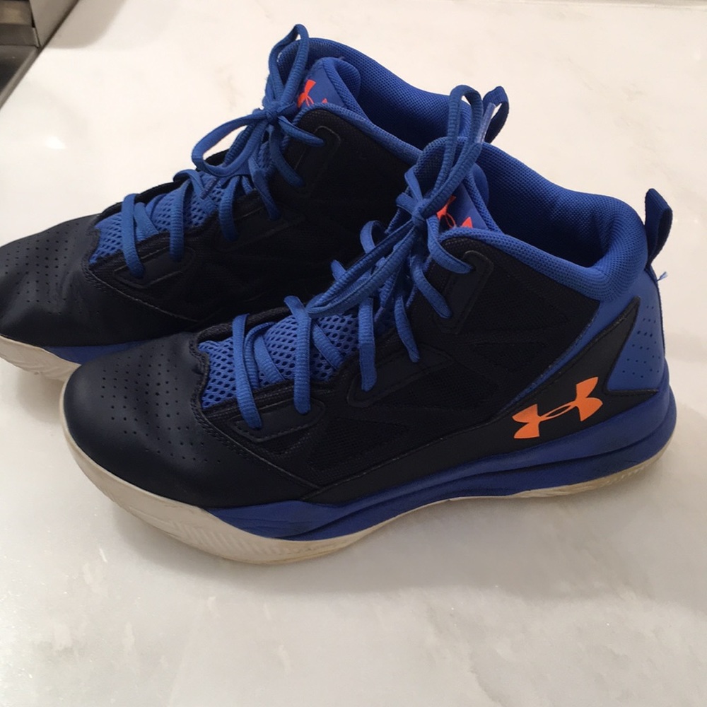 Youth Under Armour Basketball Hightop Sneakers